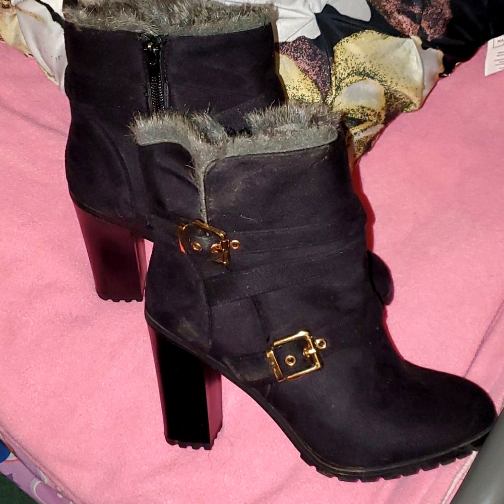 Ankle booties